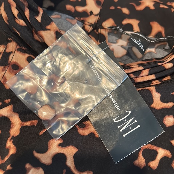 NWT, Inc. International Concepts, women’s LS cold shoulder, turtleneck blouse - Picture 9 of 11